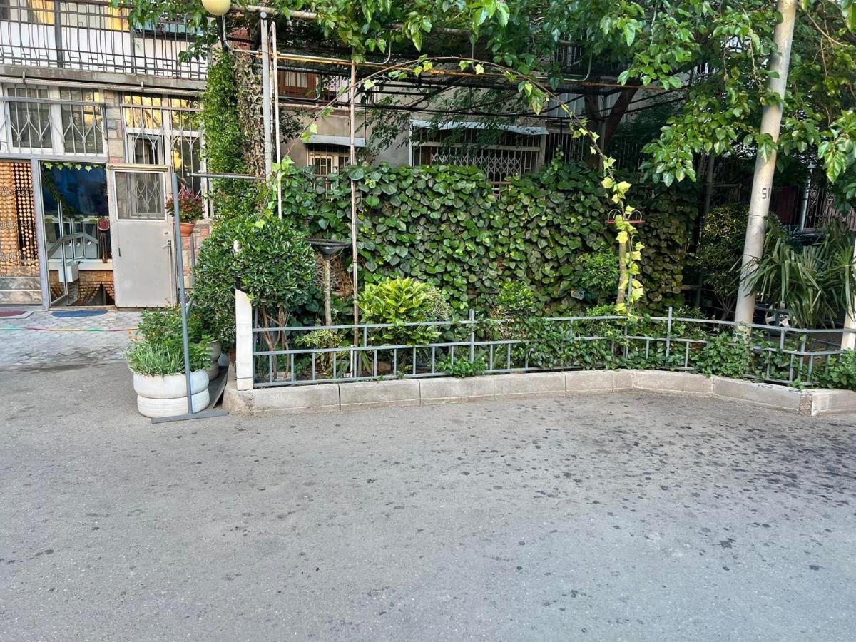 3 Room Flat In 트빌리시 외부 사진
