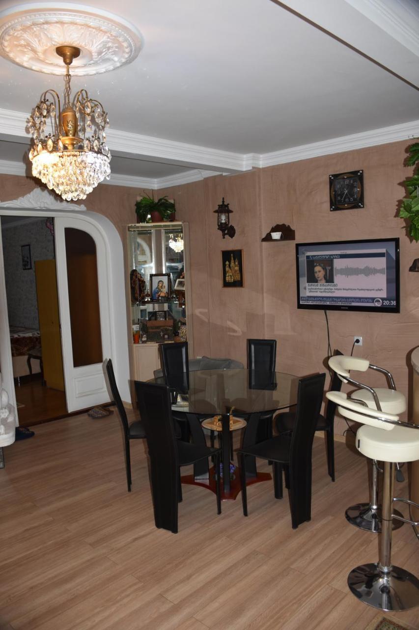 3 Room Flat In 트빌리시 외부 사진